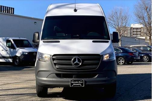 2026 Mercedes-Benz Sprinter 2500 Cargo 144 WB