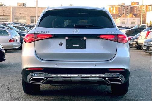 2025 Mercedes-Benz GLC 300 4MATIC