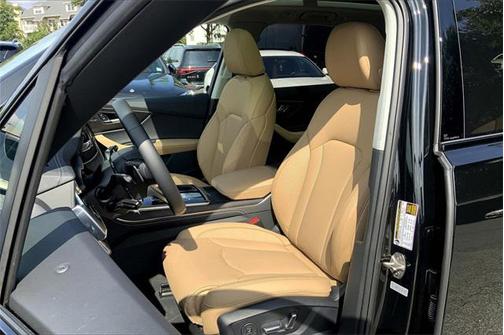 2025 Audi Q7 55 Prestige