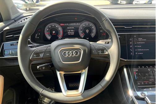 2025 Audi Q7 55 Prestige