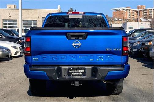 2024 Nissan Frontier SV