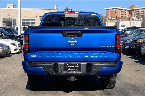 2024 Nissan Frontier SV