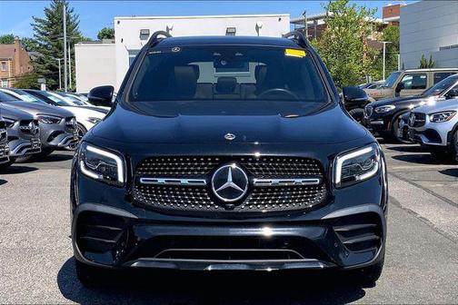 Cosmos Black Metallic 2023 Mercedes-Benz GLB 250 4MATIC