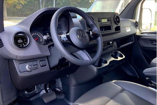 Arctic White 2026 Mercedes-Benz Sprinter 2500 High Roof