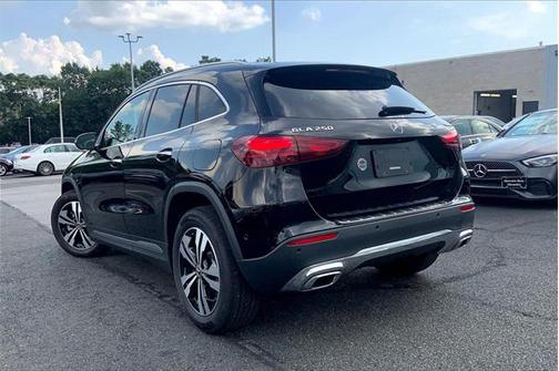 2025 Mercedes-Benz GLA 250 4MATIC