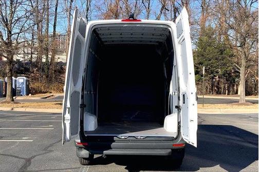 2026 Mercedes-Benz Sprinter 2500 Cargo 144 WB