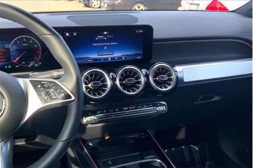 2025 Mercedes-Benz GLB 250 4MATIC