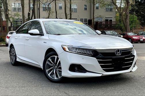Platinum White Pearl 2022 Honda Accord Hybrid EX-L