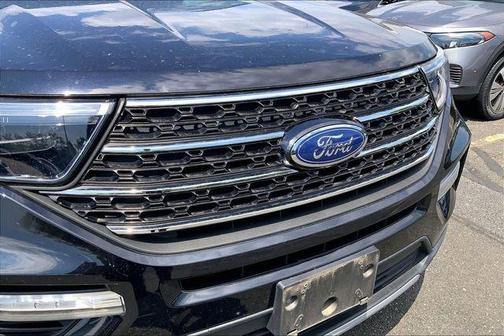 Agate Black Metallic 2020 Ford Explorer XLT
