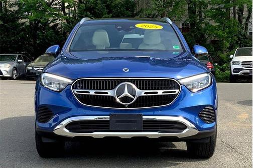2025 Mercedes-Benz GLC 300 4MATIC