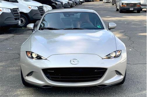 2022 Mazda MX-5 Miata RF Grand Touring