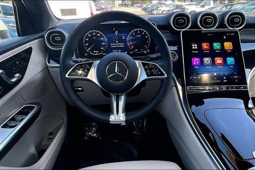 Polar White 2026 Mercedes-Benz GLC 300 4MATIC