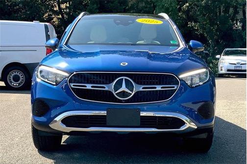 2025 Mercedes-Benz GLC 300 4MATIC