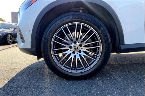 2023 Mercedes-Benz GLC 300 4MATIC