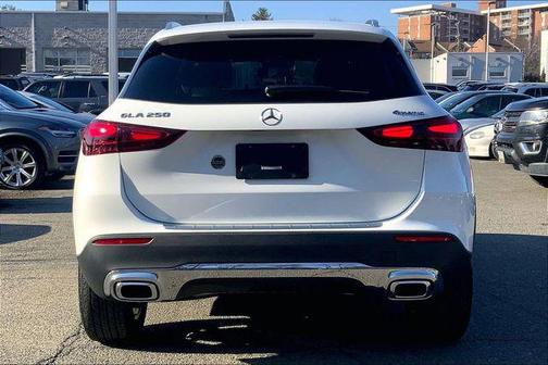 2025 Mercedes-Benz GLA 250 4MATIC