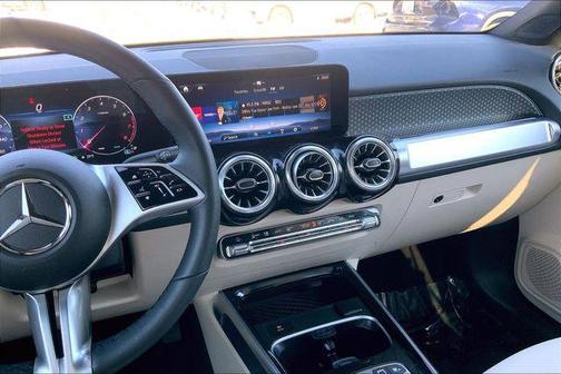 2025 Mercedes-Benz GLB 250 4MATIC