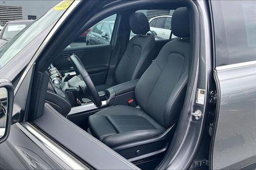 Mountain Grey Metallic 2023 Mercedes-Benz GLB 250 4MATIC