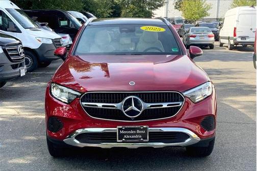 2025 Mercedes-Benz GLC 300 4MATIC