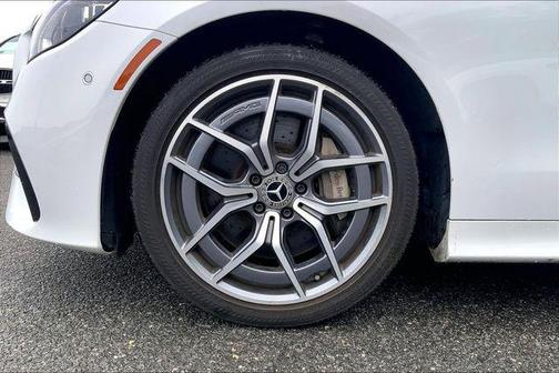 MANUFAKTUR Diamond White Metallic 2023 Mercedes-Benz E-Class 4MATIC