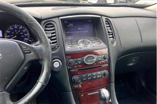 2017 INFINITI QX50 Base