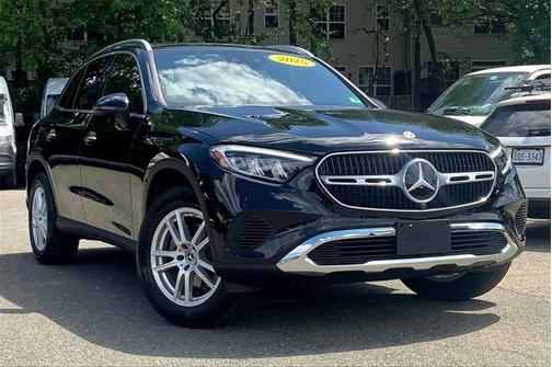 2025 Mercedes-Benz GLC 300 4MATIC