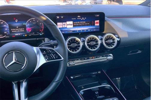 2025 Mercedes-Benz GLA 250 4MATIC