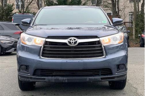 2014 Toyota Highlander LE
