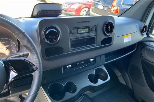 2026 Mercedes-Benz Sprinter 2500 Cargo 144 WB