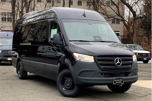 2025 Mercedes-Benz Sprinter 2500 High Roof