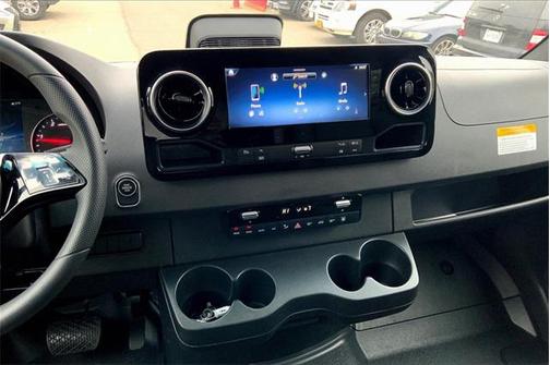 2025 Mercedes-Benz Sprinter 2500 High Roof