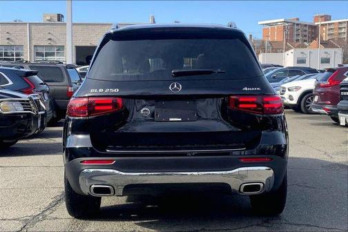 2026 Mercedes-Benz GLB 250 4MATIC