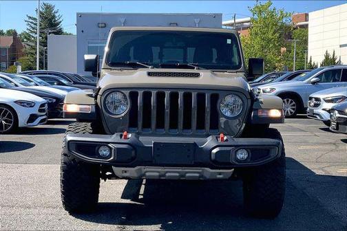 Gator Clearcoat 2020 Jeep Gladiator Mojave 4x4