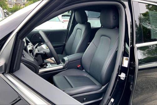 Black 2026 Mercedes-Benz GLA 250 4MATIC