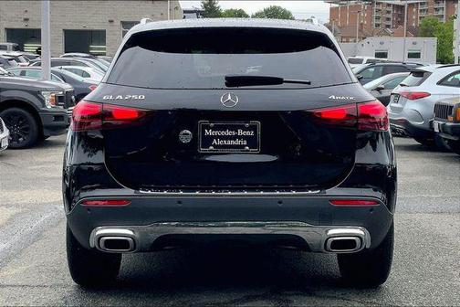Black 2026 Mercedes-Benz GLA 250 4MATIC