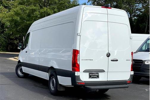 2025 Mercedes-Benz Sprinter 2500 Cargo 170 WB