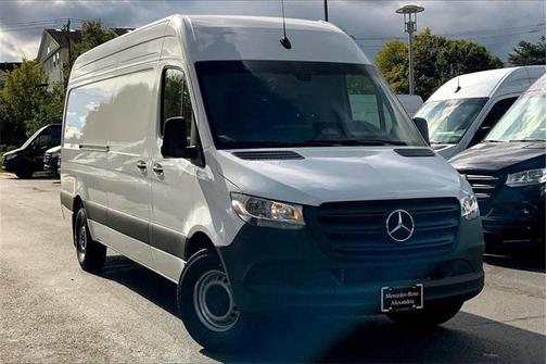 2025 Mercedes-Benz Sprinter 2500 Cargo 170 WB