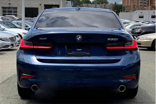 2022 BMW 330 xDrive