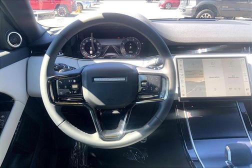 Eiger Grey Metallic 2026 Land Rover Range Rover Evoque Dynamic SE