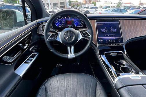 Polar White 2023 Mercedes-Benz EQE 350 4MATIC