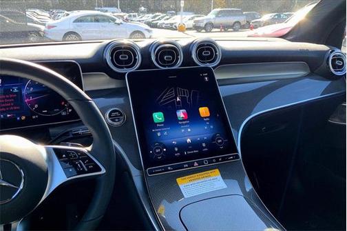 2025 Mercedes-Benz GLC 300 4MATIC