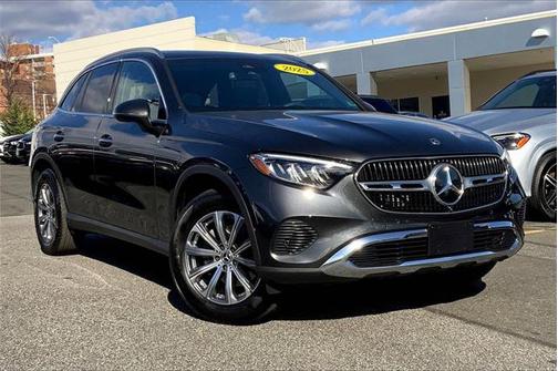 2025 Mercedes-Benz GLC 300 4MATIC
