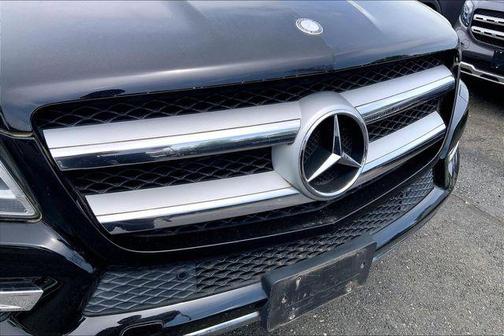 Black 2016 Mercedes-Benz GL-Class 4MATIC