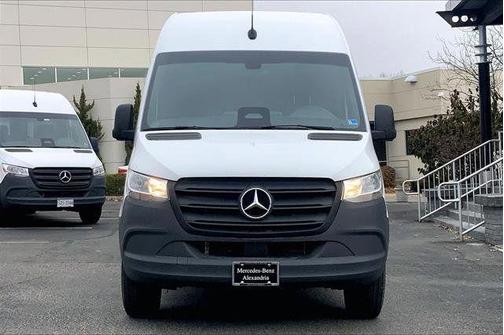2025 Mercedes-Benz Sprinter 2500 Standard Roof