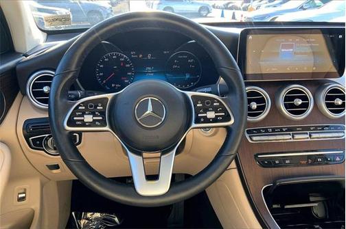 2022 Mercedes-Benz GLC 300 4MATIC