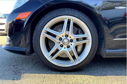 2012 Mercedes-Benz E-Class 4MATIC