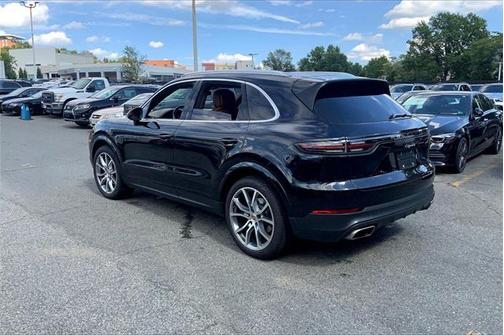 2019 Porsche Cayenne Base