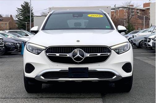 2025 Mercedes-Benz GLC 300 4MATIC