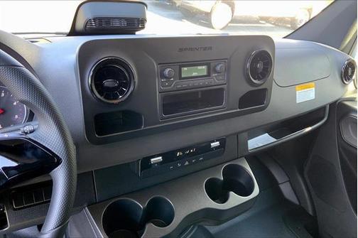 2026 Mercedes-Benz Sprinter 2500 Standard Roof