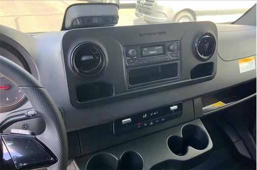2025 Mercedes-Benz Sprinter 2500 Cargo 144 WB