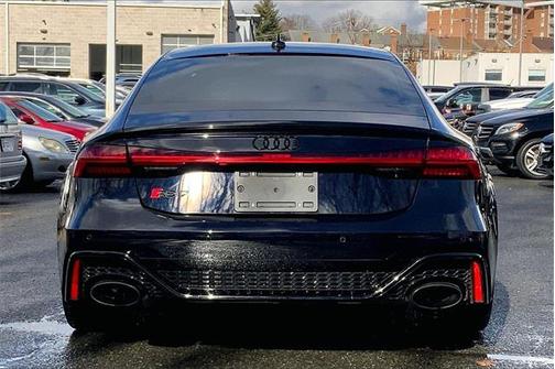 2024 Audi RS 7 4.0T Performance